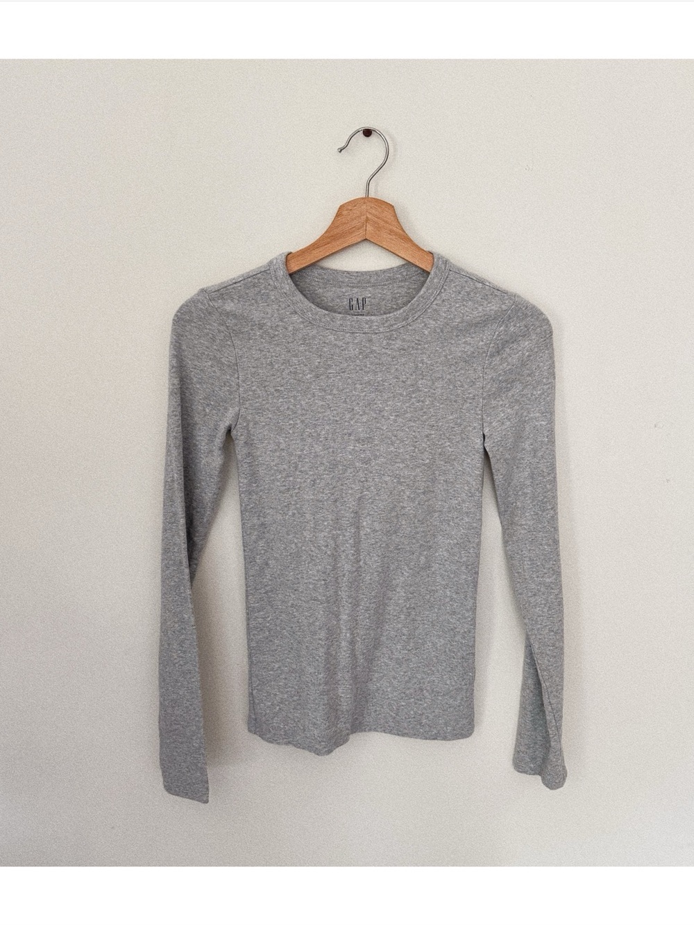 gap modern long sleeve tee